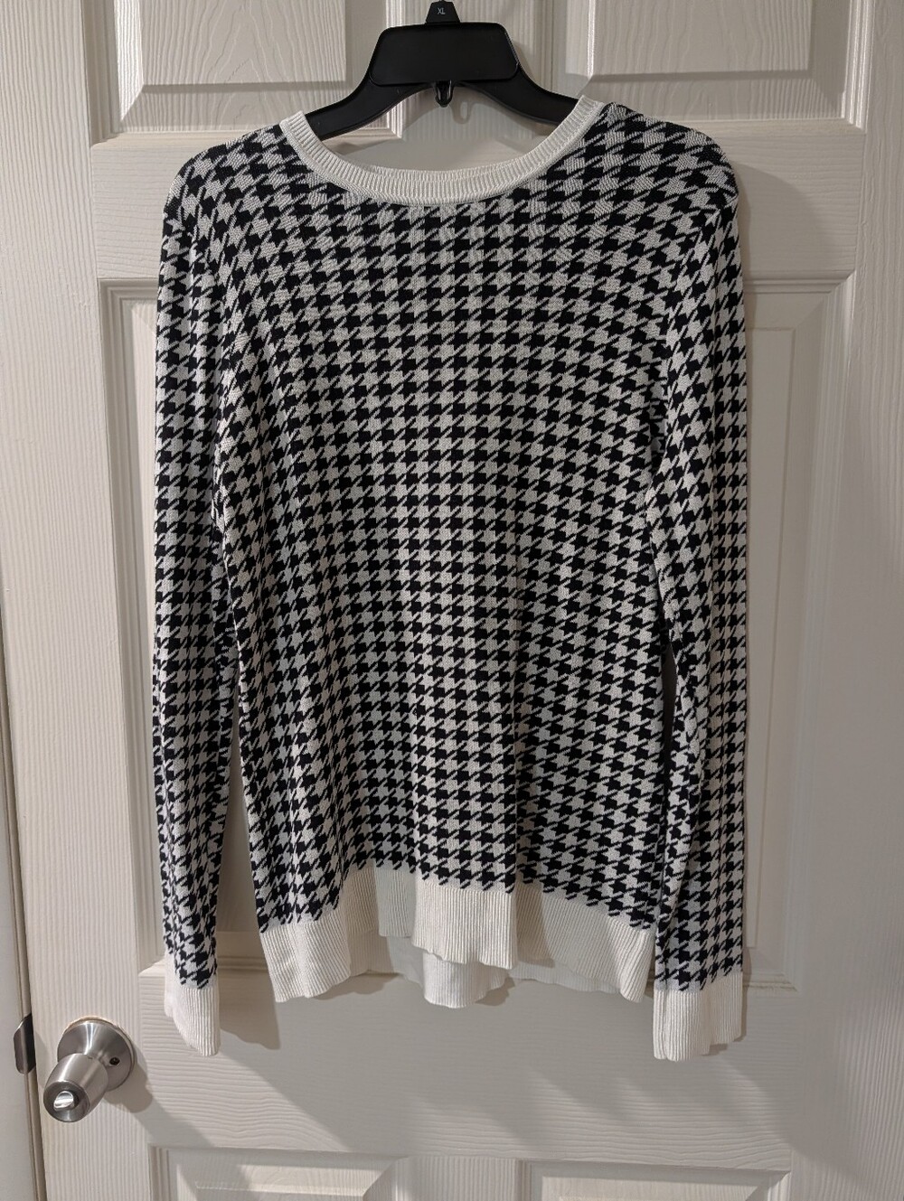 Kim Rogers Black and White Houndstooth Crewneck Sweater
